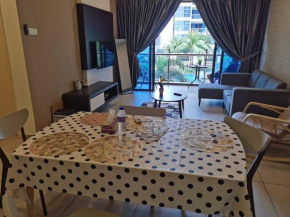 Lovely 2-bedroom Condominium with Poolside View